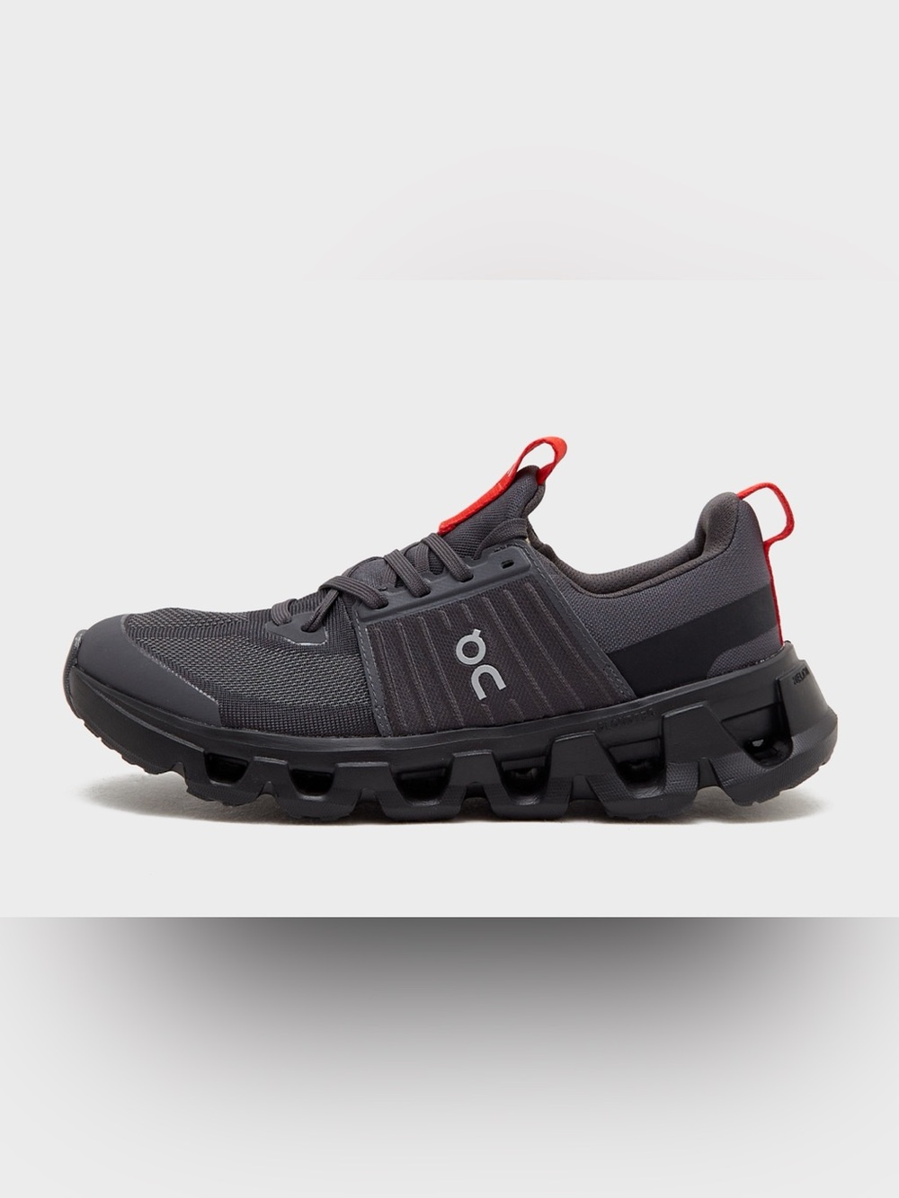 On Running Cloudswift junior Shoe in Dark Gray with Red Pull Tab size 6.5Y